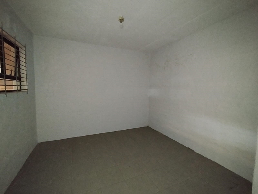 To Let commercial Property for Rent in Ocean View KwaZulu-Natal