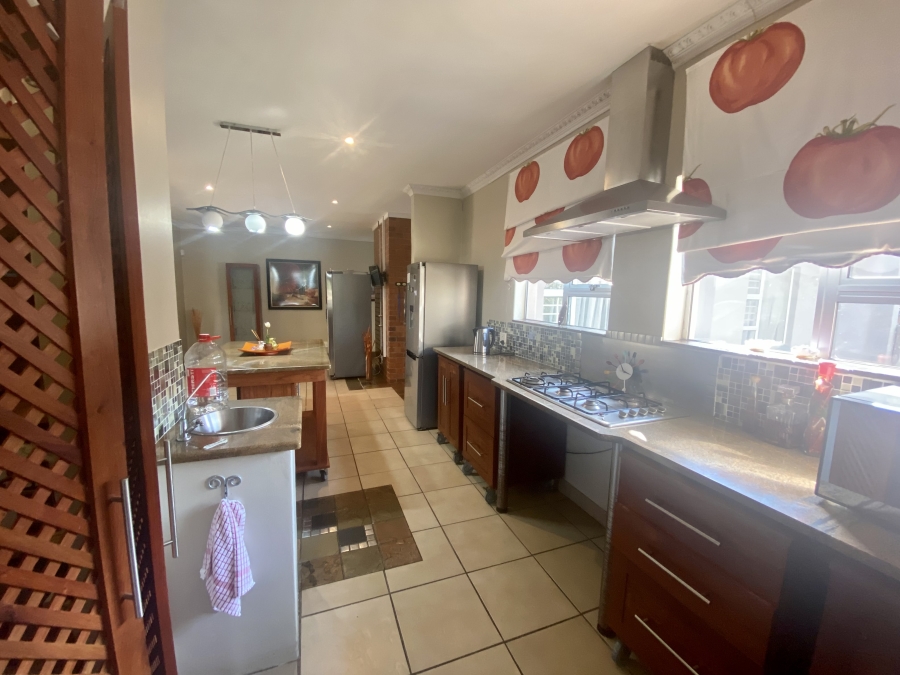 To Let 4 Bedroom Property for Rent in Meer En See KwaZulu-Natal