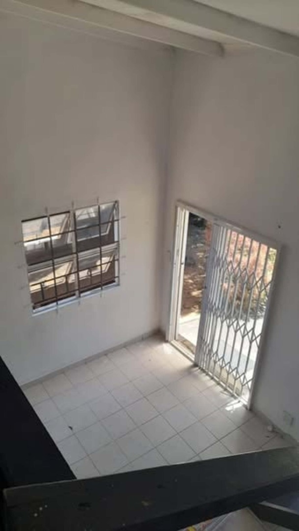 To Let 1 Bedroom Property for Rent in Bluff KwaZulu-Natal