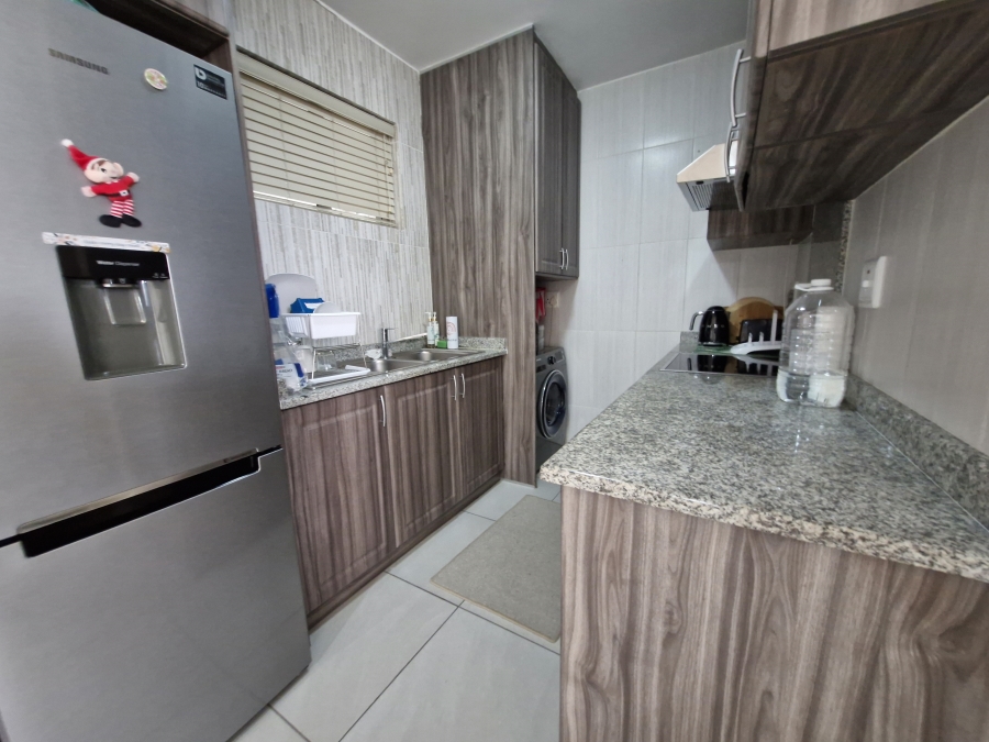 2 Bedroom Property for Sale in Northdene KwaZulu-Natal