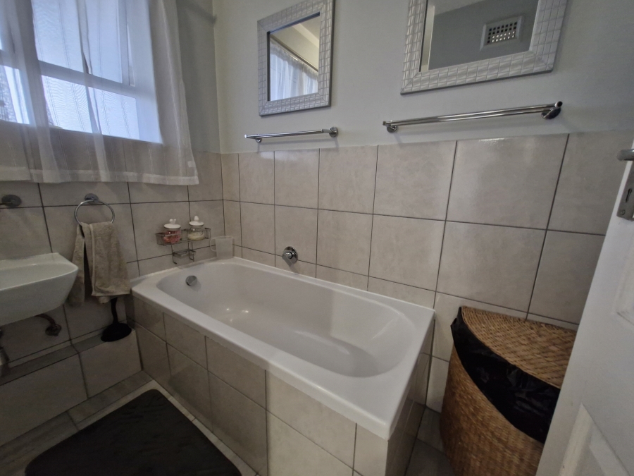 2 Bedroom Property for Sale in Northdene KwaZulu-Natal