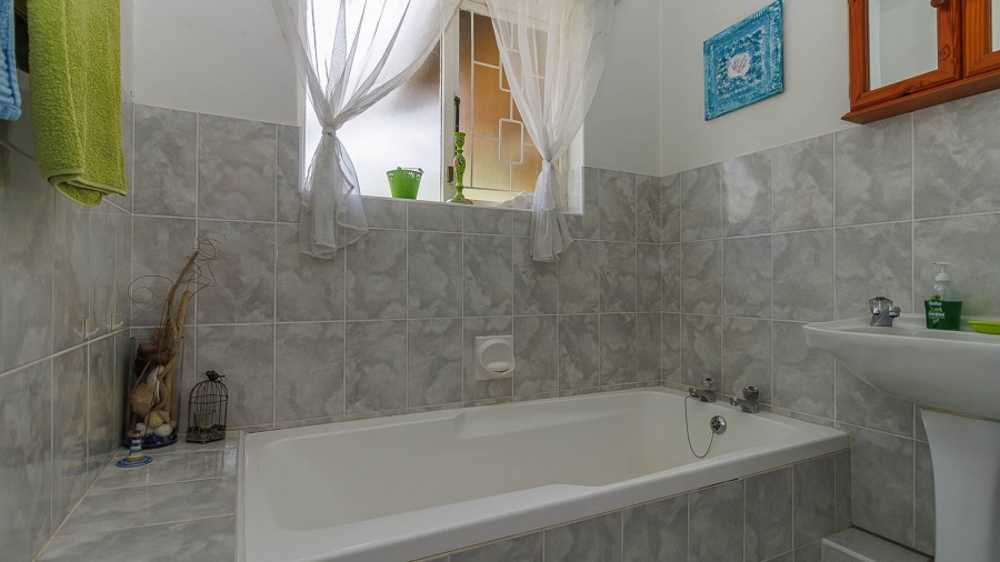 3 Bedroom Property for Sale in Gillitts KwaZulu-Natal
