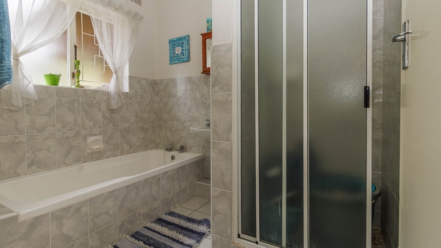 3 Bedroom Property for Sale in Gillitts KwaZulu-Natal