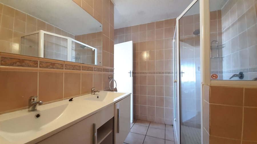 3 Bedroom Property for Sale in Willard Beach KwaZulu-Natal