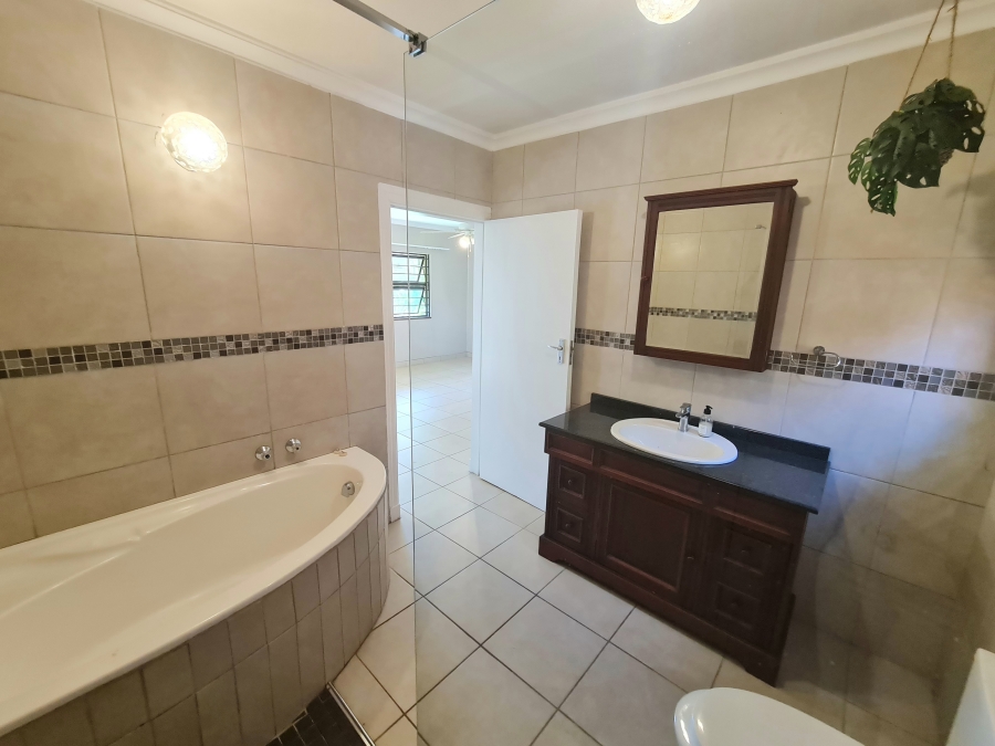 3 Bedroom Property for Sale in Montrose KwaZulu-Natal