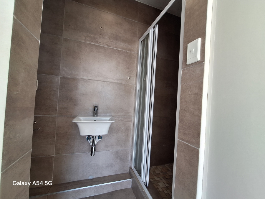 2 Bedroom Property for Sale in Morningside KwaZulu-Natal