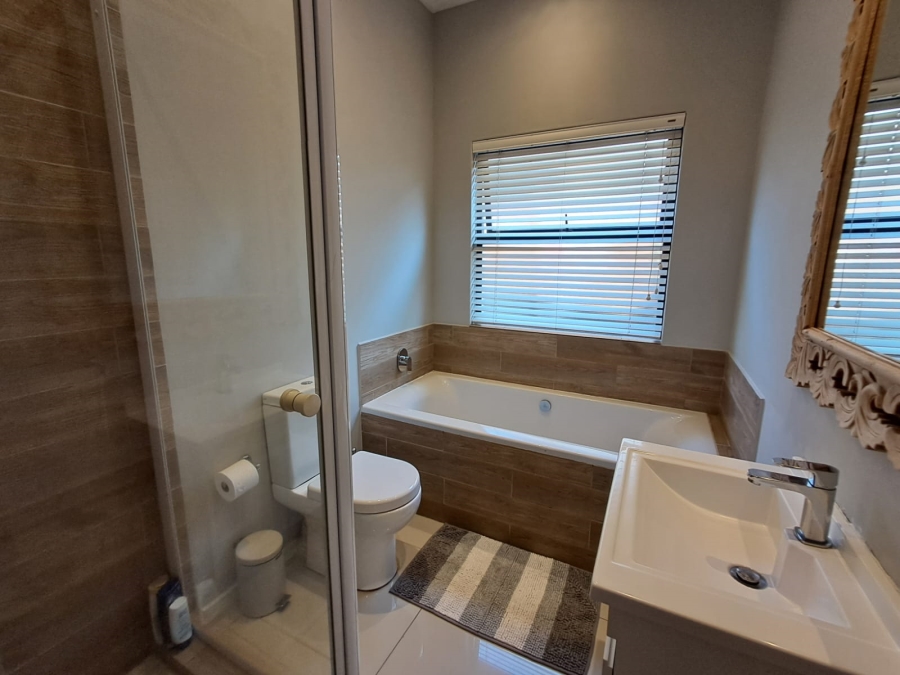 3 Bedroom Property for Sale in Palm Lakes Estate KwaZulu-Natal