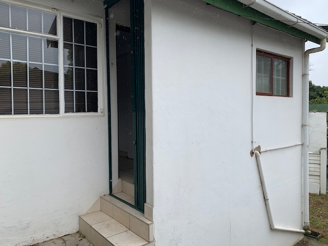 To Let 1 Bedroom Property for Rent in Glen Park KwaZulu-Natal