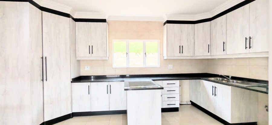 3 Bedroom Property for Sale in Edgemount Estate KwaZulu-Natal