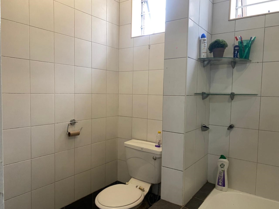 To Let 2 Bedroom Property for Rent in Glenwood KwaZulu-Natal