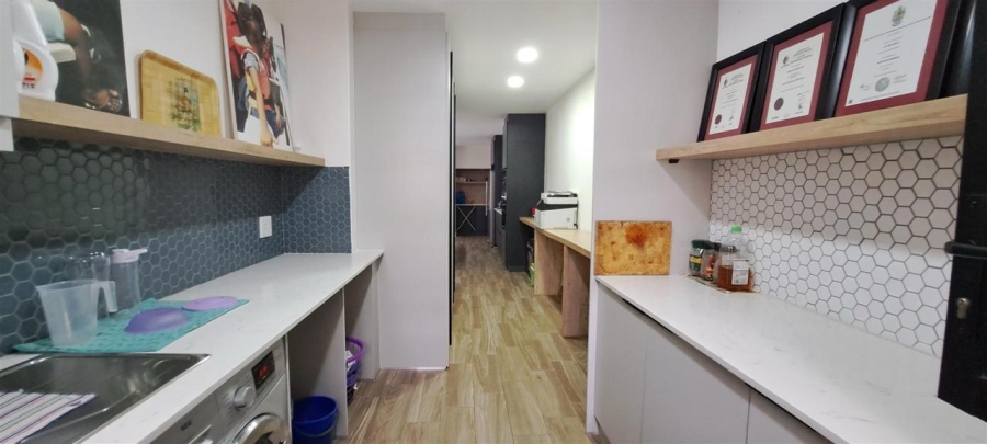 To Let 4 Bedroom Property for Rent in Westville Central KwaZulu-Natal