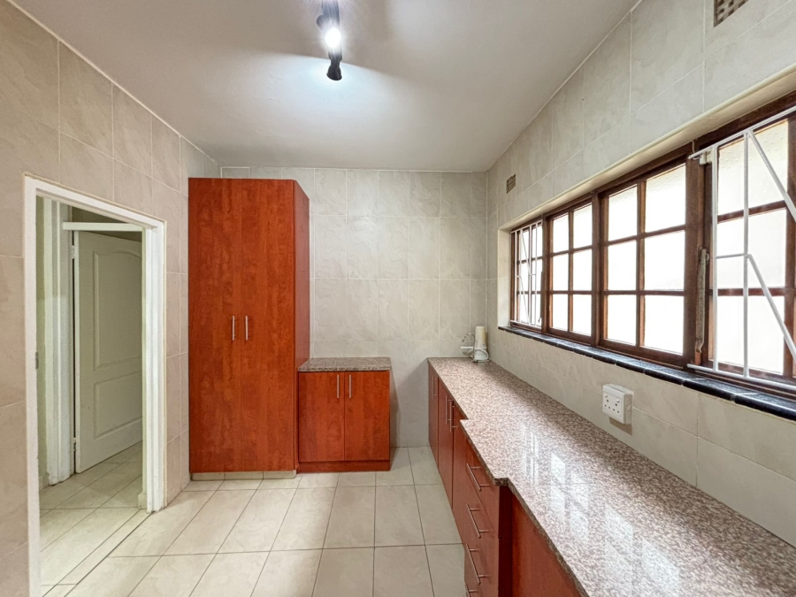 To Let 2 Bedroom Property for Rent in Umhlanga KwaZulu-Natal