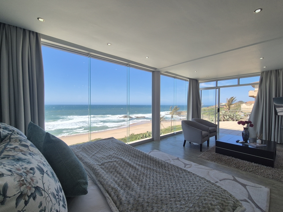 5 Bedroom Property for Sale in Tinley Manor KwaZulu-Natal