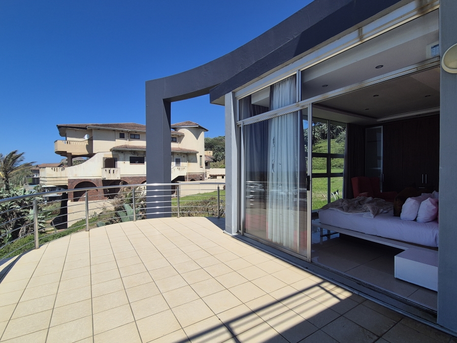 5 Bedroom Property for Sale in Tinley Manor KwaZulu-Natal