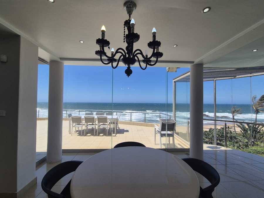 5 Bedroom Property for Sale in Tinley Manor KwaZulu-Natal