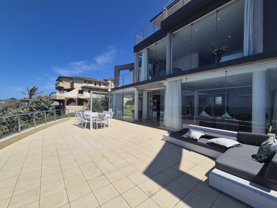 5 Bedroom Property for Sale in Tinley Manor KwaZulu-Natal