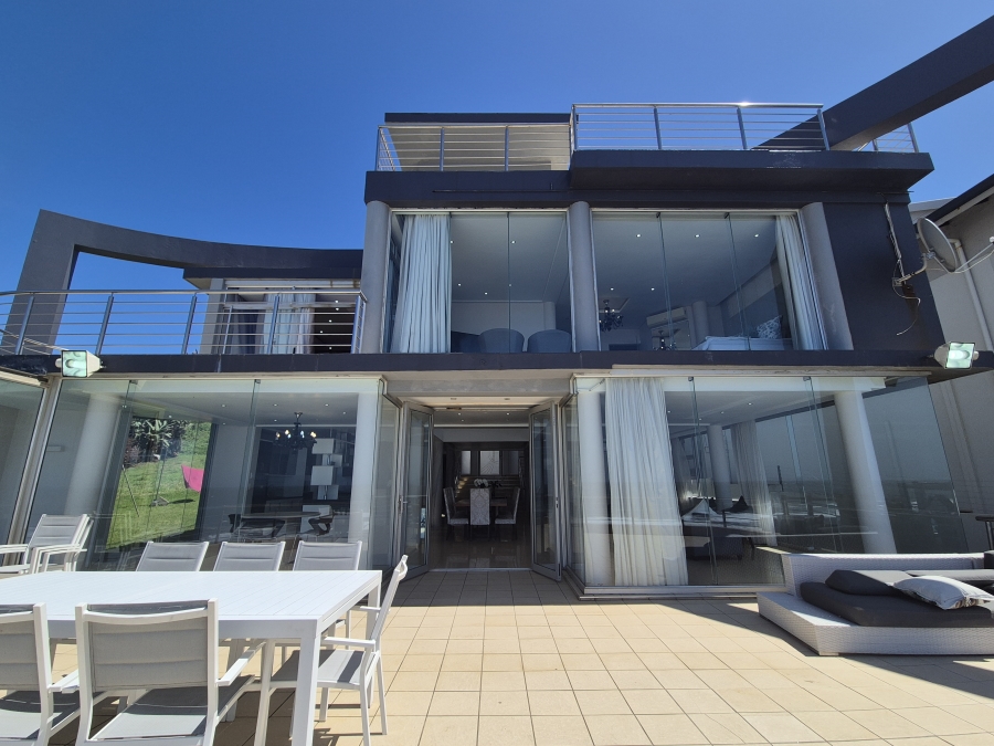 5 Bedroom Property for Sale in Tinley Manor KwaZulu-Natal