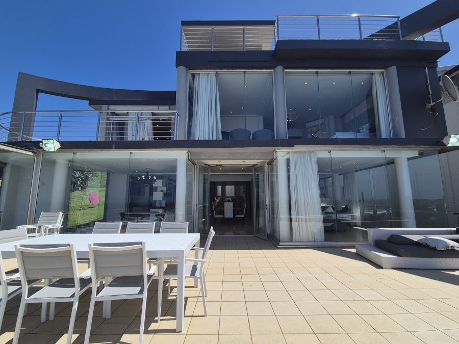 5 Bedroom Property for Sale in Tinley Manor KwaZulu-Natal