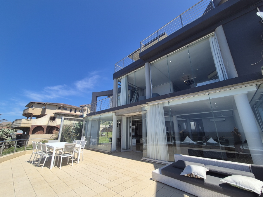 5 Bedroom Property for Sale in Tinley Manor KwaZulu-Natal