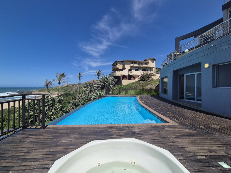 5 Bedroom Property for Sale in Tinley Manor KwaZulu-Natal