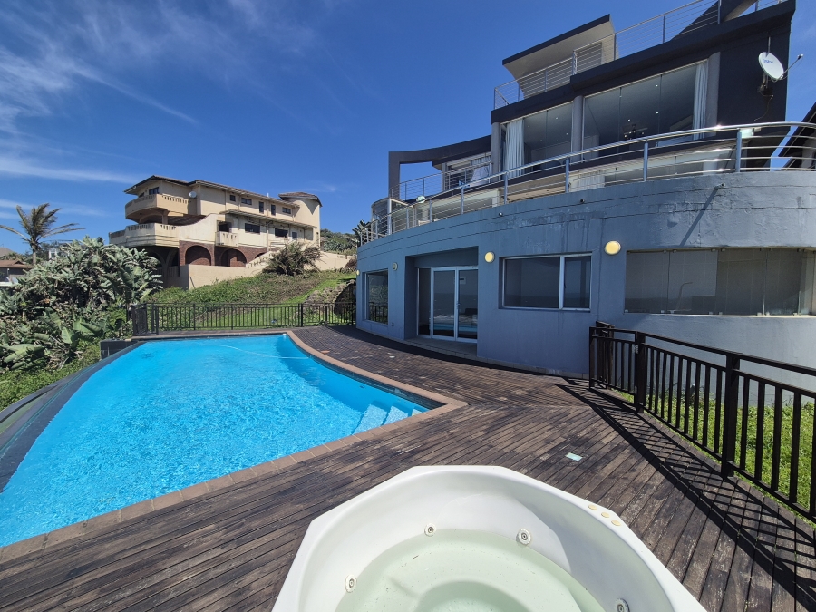 5 Bedroom Property for Sale in Tinley Manor KwaZulu-Natal