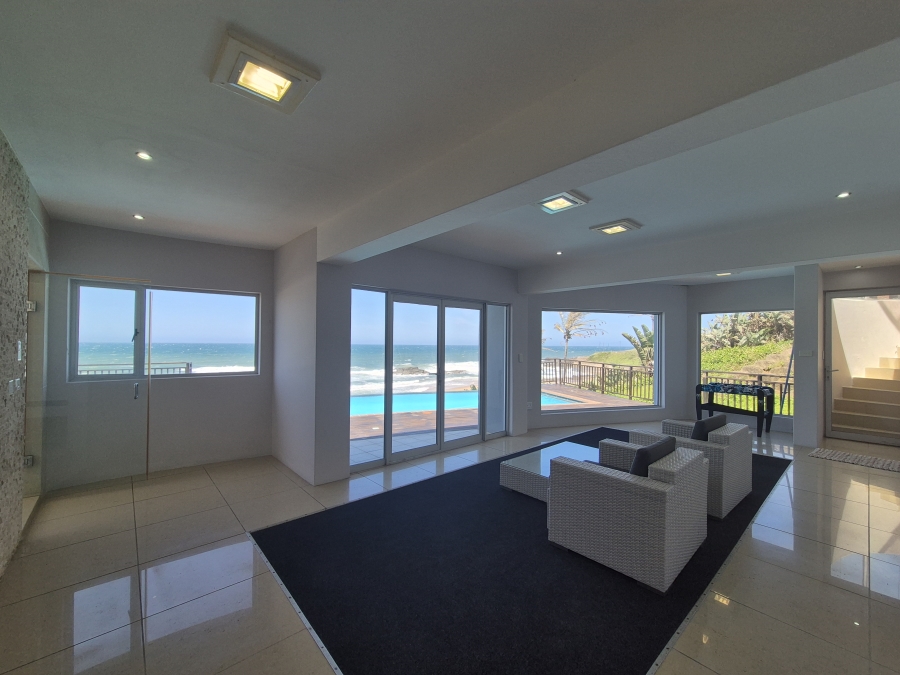 5 Bedroom Property for Sale in Tinley Manor KwaZulu-Natal