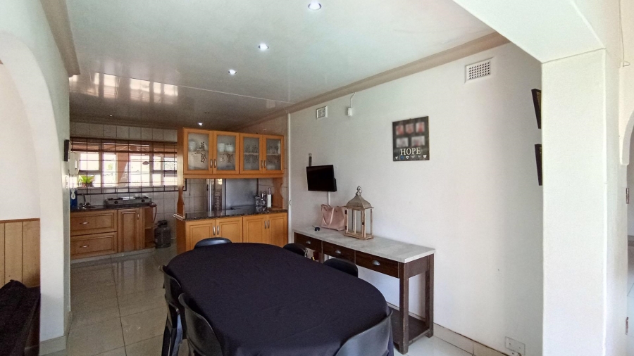 5 Bedroom Property for Sale in Orient Heights KwaZulu-Natal