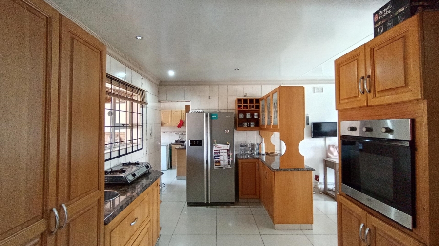 5 Bedroom Property for Sale in Orient Heights KwaZulu-Natal