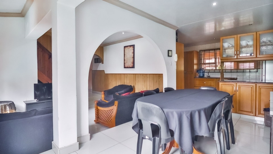 5 Bedroom Property for Sale in Orient Heights KwaZulu-Natal