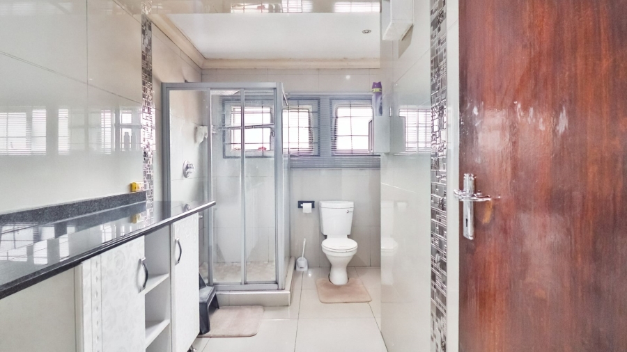 5 Bedroom Property for Sale in Orient Heights KwaZulu-Natal