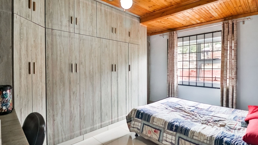 5 Bedroom Property for Sale in Orient Heights KwaZulu-Natal