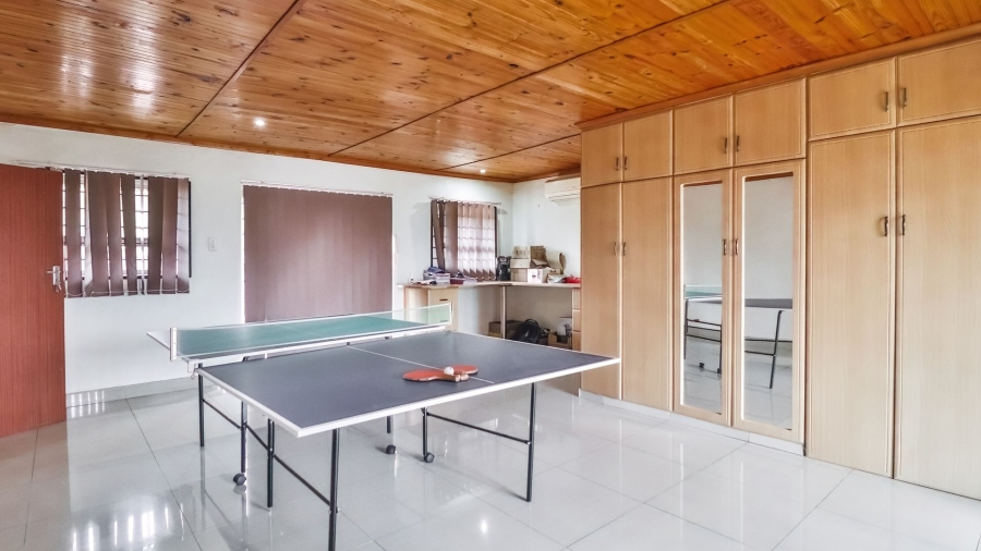 5 Bedroom Property for Sale in Orient Heights KwaZulu-Natal