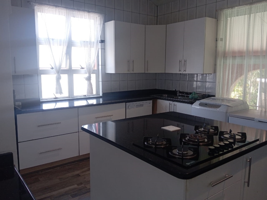7 Bedroom Property for Sale in Amanzimtoti KwaZulu-Natal