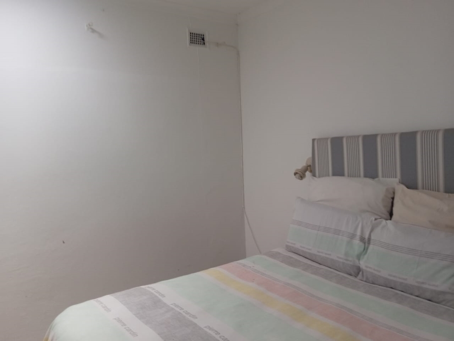 7 Bedroom Property for Sale in Amanzimtoti KwaZulu-Natal