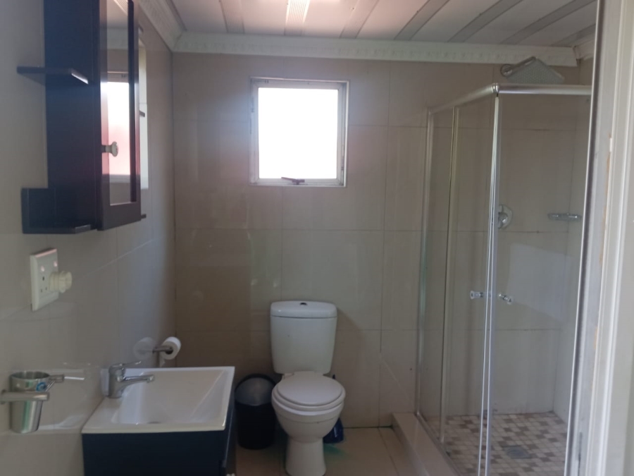 7 Bedroom Property for Sale in Amanzimtoti KwaZulu-Natal