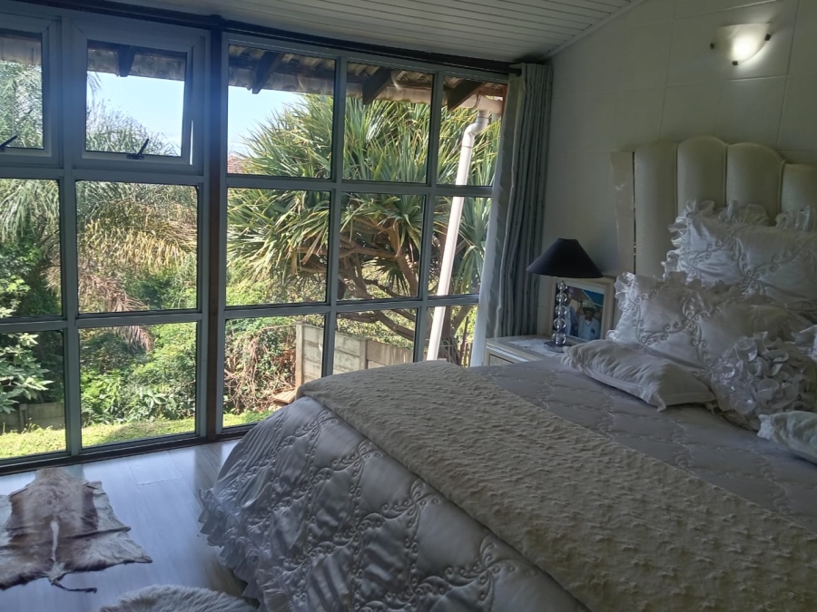 7 Bedroom Property for Sale in Amanzimtoti KwaZulu-Natal