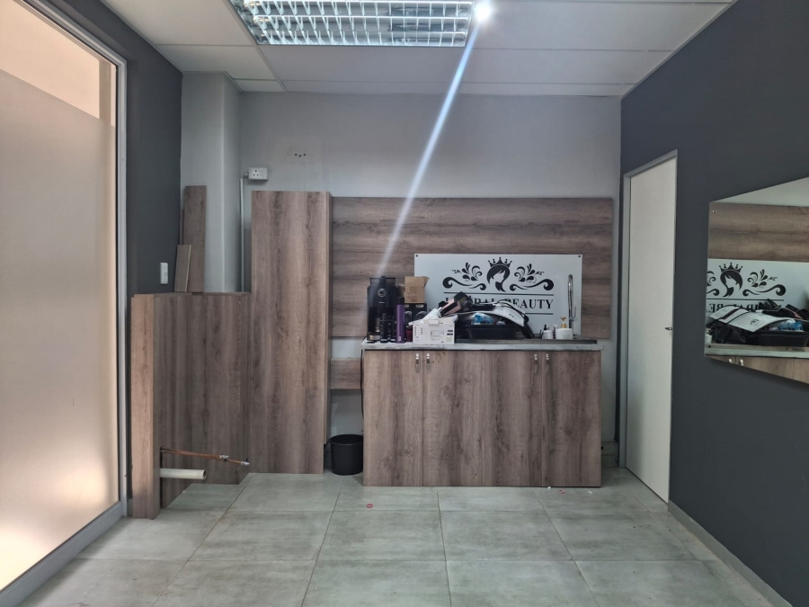 Commercial Property for Sale in Ballito Commercial District KwaZulu-Natal