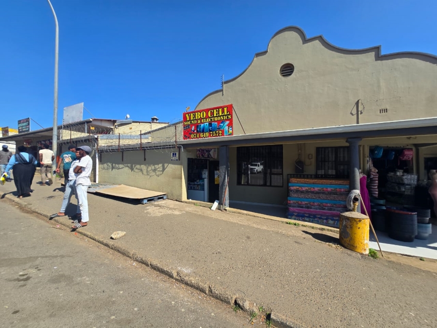 Commercial Property for Sale in Melmoth KwaZulu-Natal