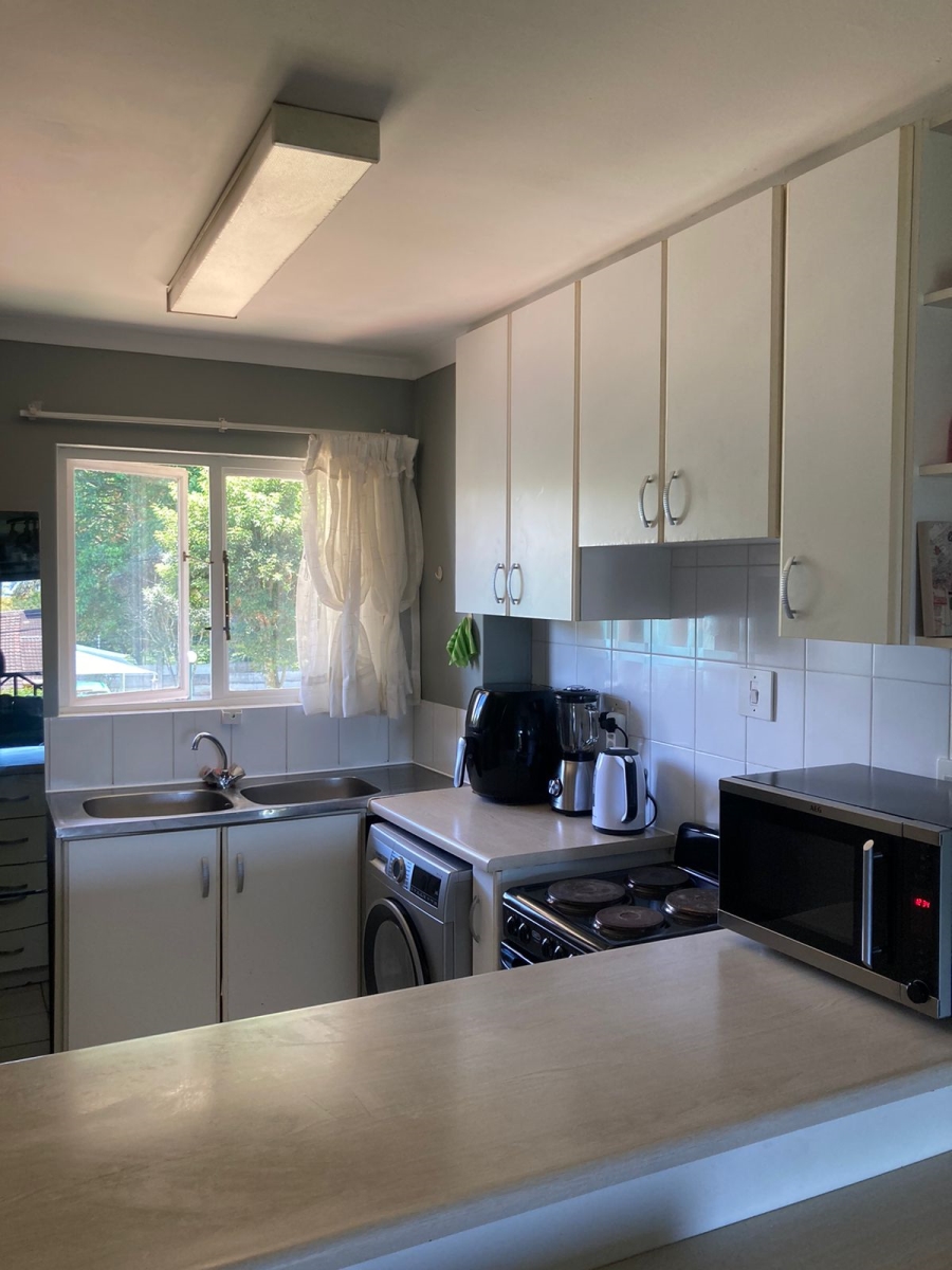 To Let 1 Bedroom Property for Rent in Hillcrest Central KwaZulu-Natal