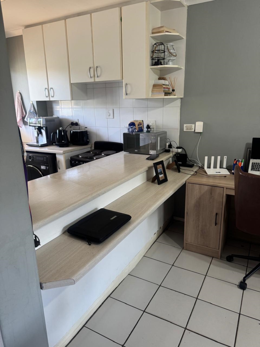 To Let 1 Bedroom Property for Rent in Hillcrest Central KwaZulu-Natal