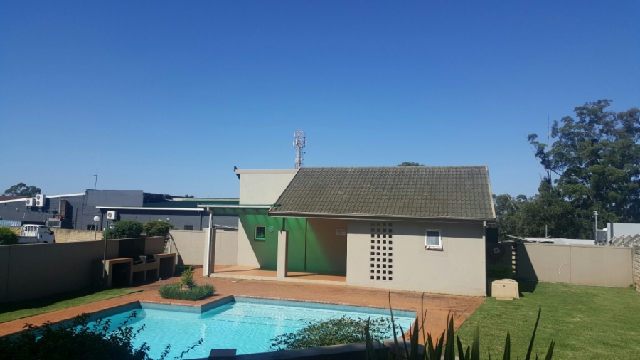 To Let 1 Bedroom Property for Rent in Hillcrest Central KwaZulu-Natal
