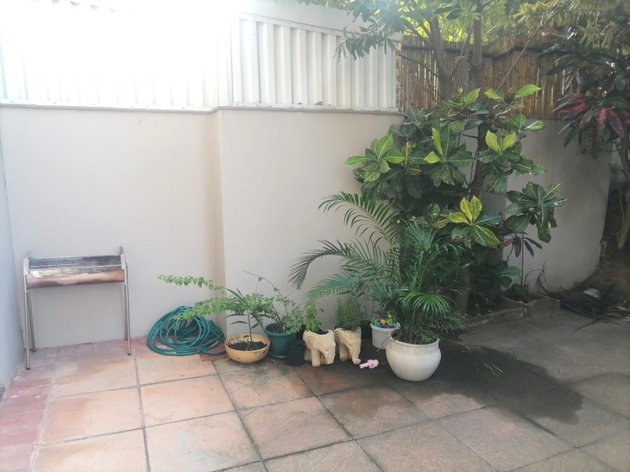 To Let 3 Bedroom Property for Rent in Durban North KwaZulu-Natal