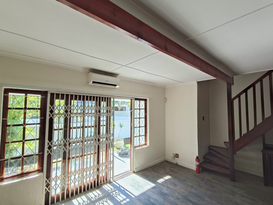 To Let 3 Bedroom Property for Rent in Meer En See KwaZulu-Natal