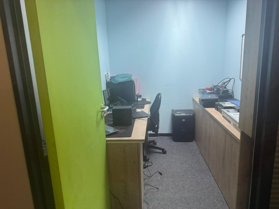 Commercial Property for Sale in Umhlanga Ridge KwaZulu-Natal