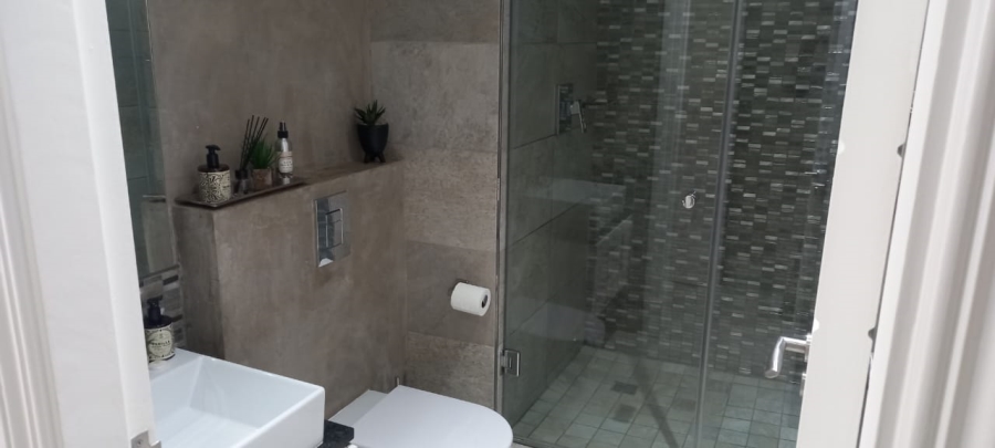 To Let 2 Bedroom Property for Rent in Umhlanga Ridge KwaZulu-Natal