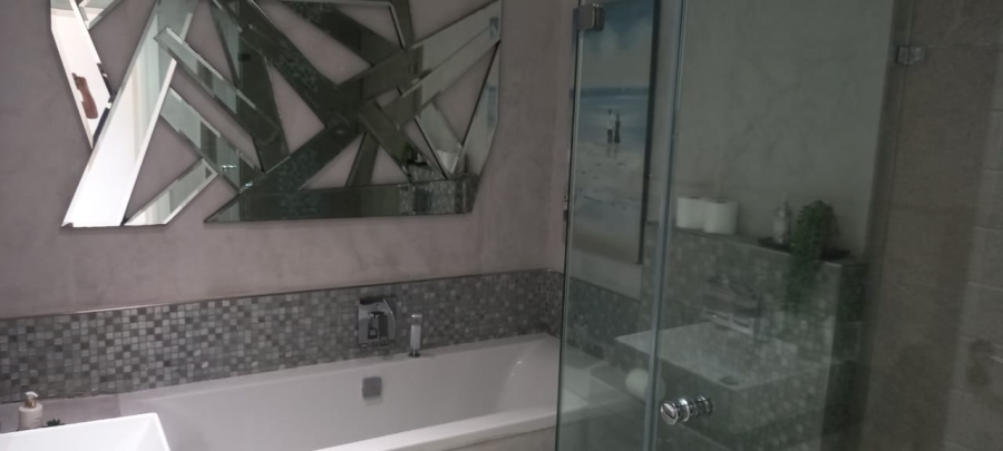 To Let 2 Bedroom Property for Rent in Umhlanga Ridge KwaZulu-Natal