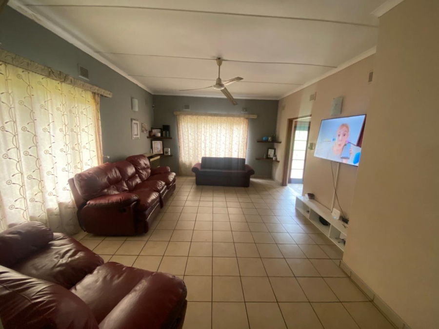 To Let 4 Bedroom Property for Rent in Kildare KwaZulu-Natal