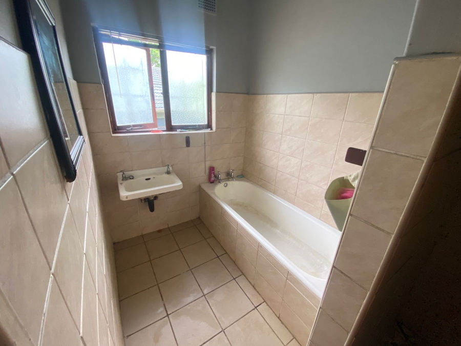 To Let 4 Bedroom Property for Rent in Kildare KwaZulu-Natal