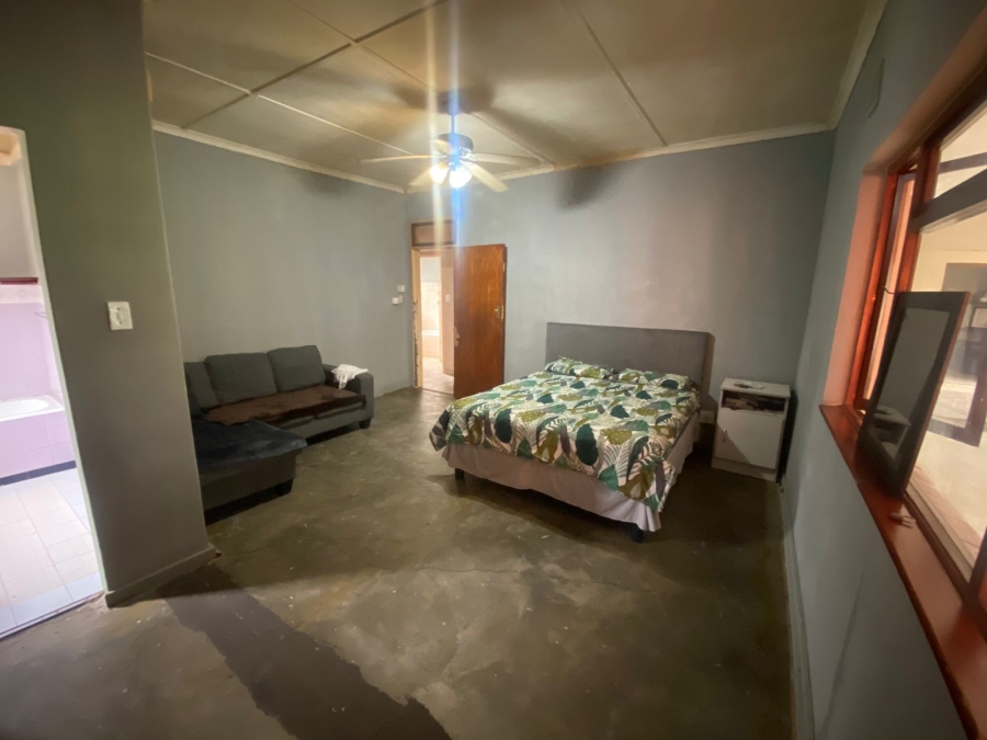 To Let 4 Bedroom Property for Rent in Kildare KwaZulu-Natal