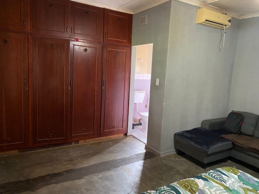 To Let 4 Bedroom Property for Rent in Kildare KwaZulu-Natal